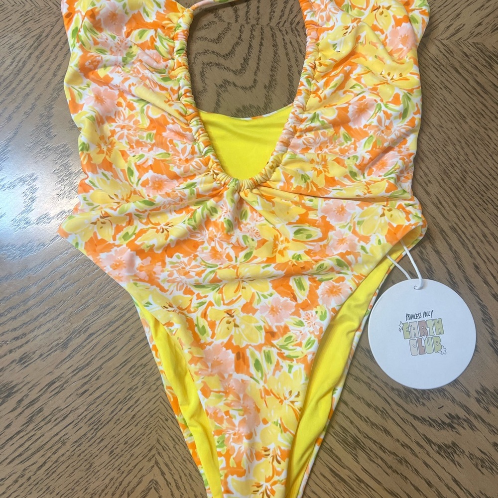Princess Polly one piece swimsuit Yellow Floral new beach summer pool - Picture 10 of 12